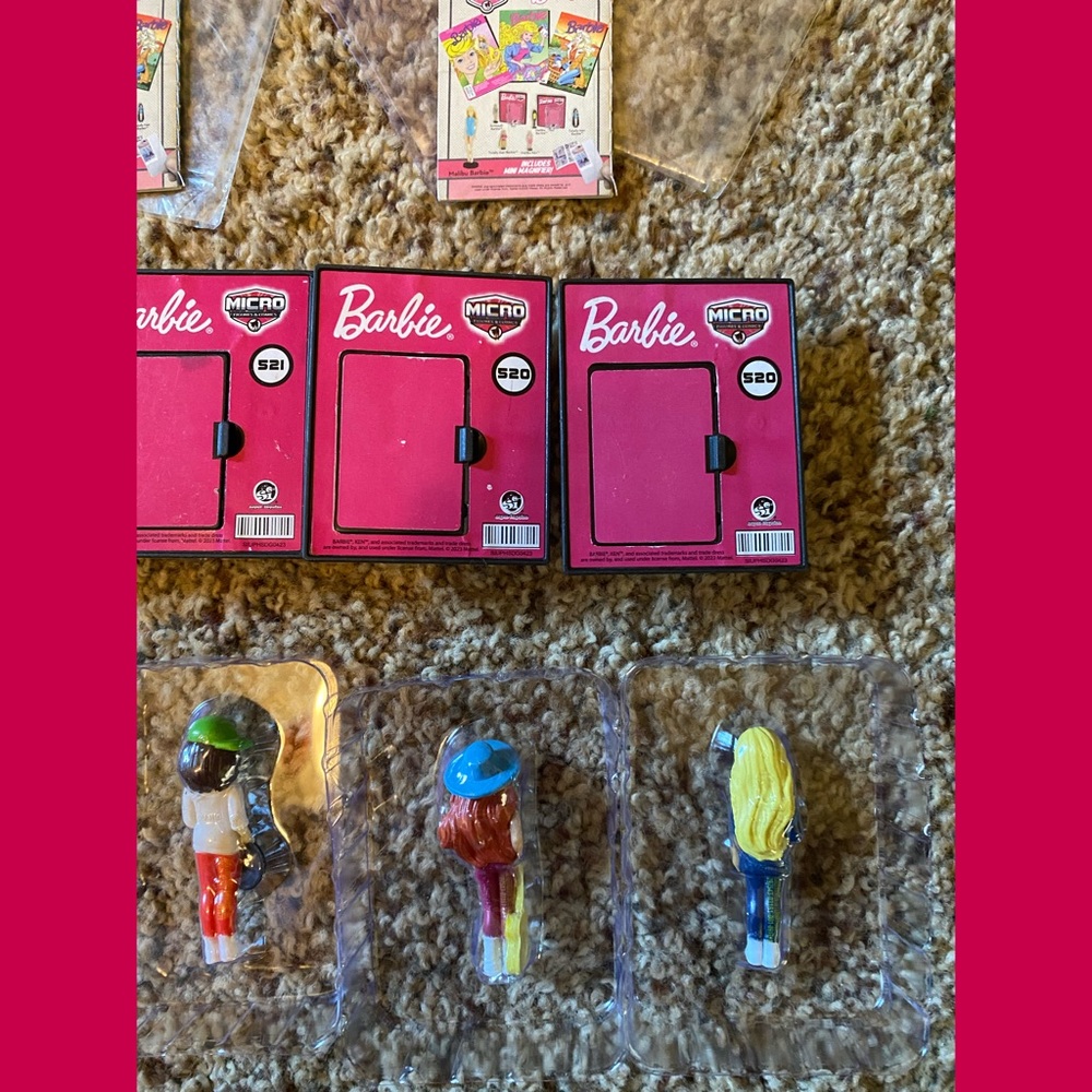 2 Worlds Smallest Barbie comics 4 micro figures 4 You Can Be Anything Mini dolls - Picture 8 of 8